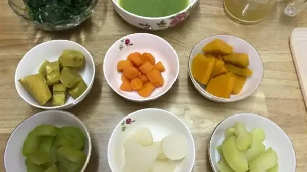 Cách Nấu Rau Củ Quả Cho Bé Ăn Dặm Đúng Cách: Từ Chế Biến, Mix Món Đến Thực Đơn Theo Tháng Tuổi