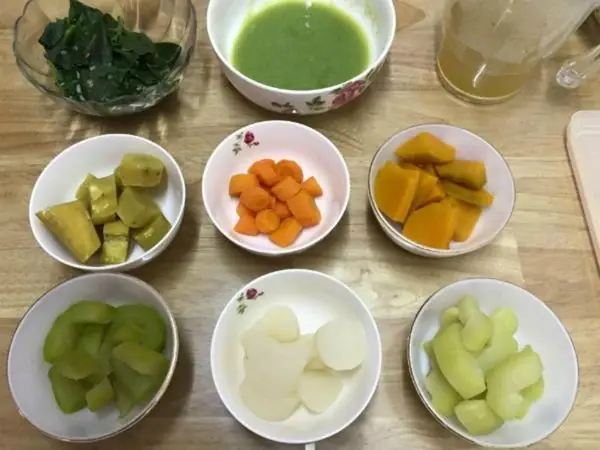 Cách Nấu Rau Củ Quả Cho Bé Ăn Dặm Đúng Cách: Từ Chế Biến, Mix Món Đến Thực Đơn Theo Tháng Tuổi Cách Nấu Rau Củ Quả Cho Bé Ăn Dặm Đúng Cách: Từ Chế Biến, Mix Món Đến Thực Đơn Theo Tháng Tuổi