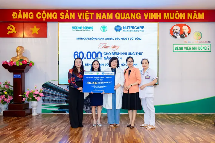 Cách Nấu Sữa Bí Đỏ Cho Bé Ăn Dặm: Công Thức Hỗ Trợ Tăng Cân