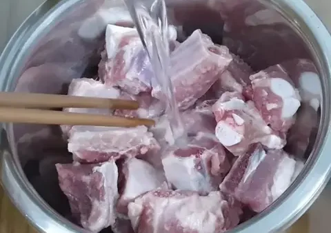 Hướng Dẫn Chi Tiết Cách Làm Sườn Kho Chua Ngọt Mềm Ngon Chuẩn Vị Tại Nhà