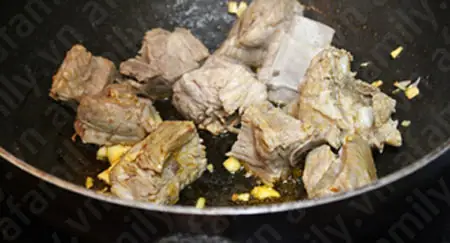 Cách Nấu Sườn Rim Mật Ong Thơm Ngon, Mềm Ngọt Và Hút Cơm Cách Nấu Sườn Rim Mật Ong Thơm Ngon, Mềm Ngọt Và Hút Cơm