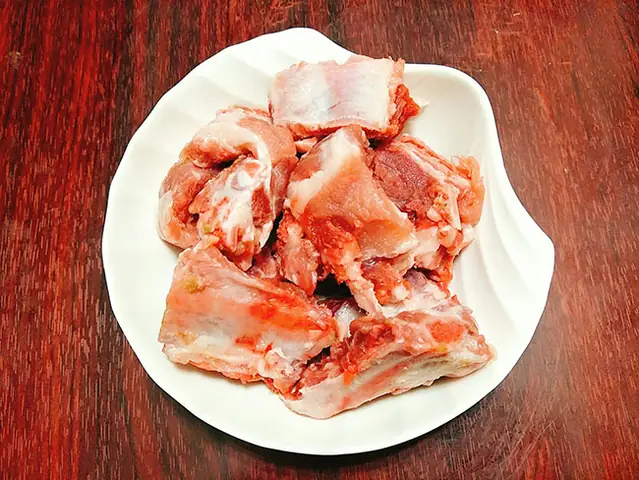 Cách Nấu Sườn Với Dưa Chua Tại Nhà: Công Thức Canh Chua Ngọt, Thịt Mềm Cách Nấu Sườn Với Dưa Chua Tại Nhà: Công Thức Canh Chua Ngọt, Thịt Mềm