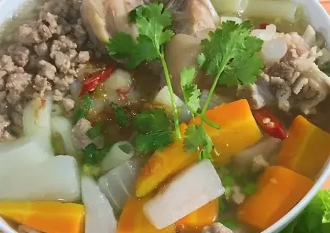 Cách Nấu Súp Giò Heo Hầm Rau Củ Ngon, Trong Nước Dùng, Thịt Mềm Bỏ Không Hôi Cho Bữa Cơm Gia Đình