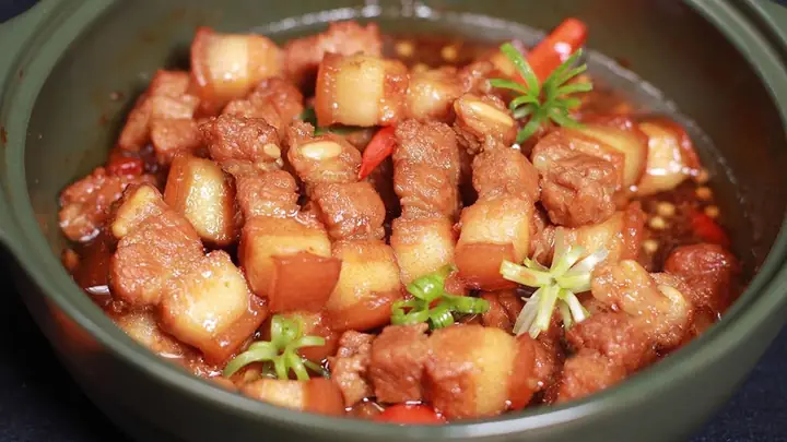 Cách Làm Thịt Ba Chỉ Kho Tiêu Ngon Chuẩn Vị, Đậm Đà Cho Bữa Cơm Gia Đình Cách Làm Thịt Ba Chỉ Kho Tiêu Ngon Chuẩn Vị, Đậm Đà Cho Bữa Cơm Gia Đình