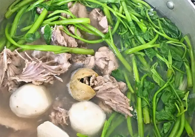 Hướng Dẫn Chi Tiết Cách Nấu Vịt Trời Om Sấu Chuẩn Vị Miền Bắc Tại Nhà Hướng Dẫn Chi Tiết Cách Nấu Vịt Trời Om Sấu Chuẩn Vị Miền Bắc Tại Nhà