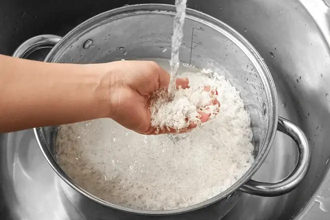 Cách Nấu Xôi Nước Cốt Dừa Bằng Nồi Cơm Điện Thơm Ngon Dẻo Mềm Cách Nấu Xôi Nước Cốt Dừa Bằng Nồi Cơm Điện Thơm Ngon Dẻo Mềm