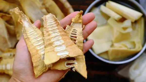 Cách Ngâm Măng Khô Ngày Tết Nhanh Mềm, Không Đắng, Loại Bỏ Độc Tố Hiệu Quả