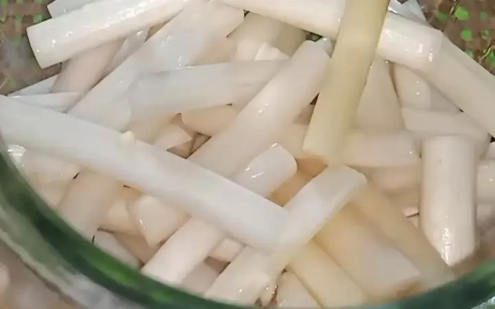 Cách Làm Ngó Sen Chua Ngọt Giòn Lâu, Trắng Đẹp Tại Nhà Cách Làm Ngó Sen Chua Ngọt Giòn Lâu, Trắng Đẹp Tại Nhà
