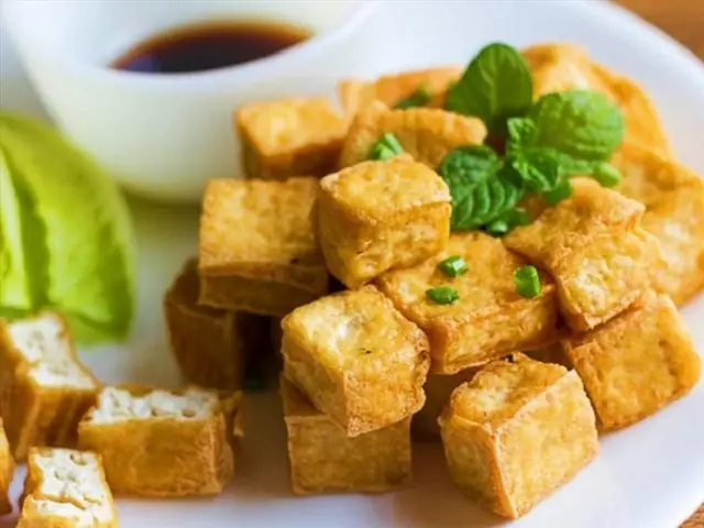 Bí Quyết Rán Đậu Phụ Giòn Rụm, Vàng Đẹp, Không Dính Chảo Đơn Giản Tại Nhà Bí Quyết Rán Đậu Phụ Giòn Rụm, Vàng Đẹp, Không Dính Chảo Đơn Giản Tại Nhà