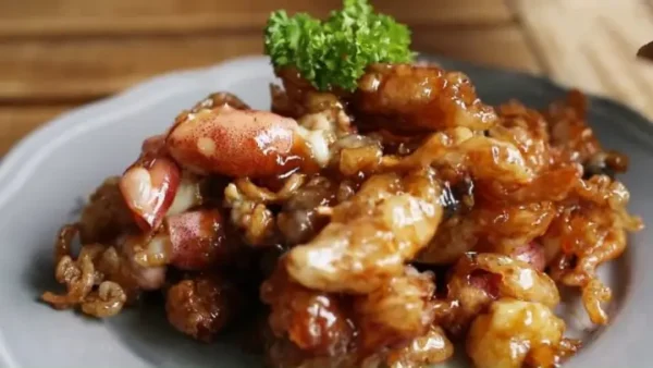 Cách Sơ Chế Mực Trứng Hấp Chuẩn Vị, Thơm Ngon, Giữ Trọn Độ Ngọt