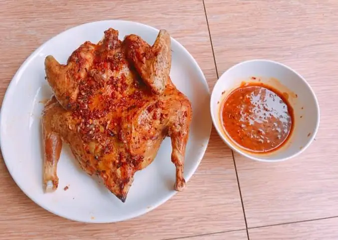 Bí Quyết Ướp Gà Nướng Ngon Tuyệt Đỉnh Cho Mọi Món Nướng Bí Quyết Ướp Gà Nướng Ngon Tuyệt Đỉnh Cho Mọi Món Nướng