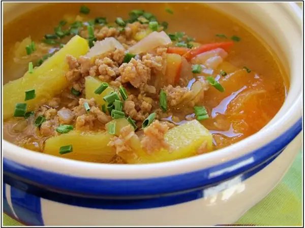 Cách Ướp Thịt Băm Để Nấu Canh Ngon, Mềm Và Không Vón Cục Cách Ướp Thịt Băm Để Nấu Canh Ngon, Mềm Và Không Vón Cục