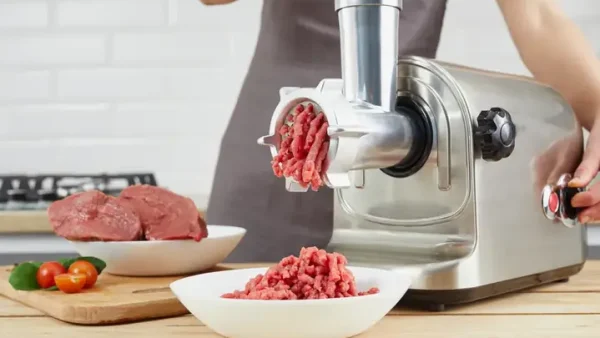 Bí Quyết Xay Thịt Mịn Nhuyễn Nấu Cháo Dinh Dưỡng Cho Bé Ăn Dặm
