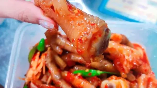 Chân Gà Sốt Thái Để Được Bao Lâu? Hướng Dẫn Bảo Quản Tươi Ngon