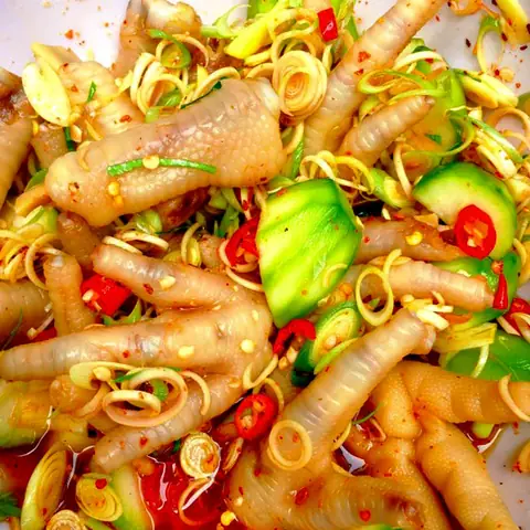 Chân Gà Sốt Thái Để Được Bao Lâu? Hướng Dẫn Bảo Quản Tươi Ngon Chân Gà Sốt Thái Để Được Bao Lâu? Hướng Dẫn Bảo Quản Tươi Ngon