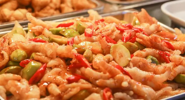 Chân Gà Sốt Thái Để Được Bao Lâu? Hướng Dẫn Bảo Quản Tươi Ngon Chân Gà Sốt Thái Để Được Bao Lâu? Hướng Dẫn Bảo Quản Tươi Ngon