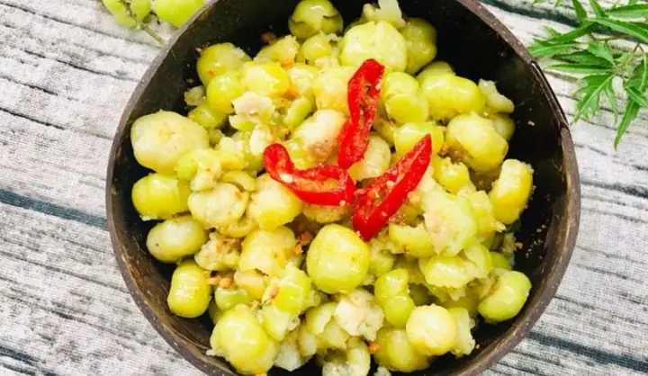 Hướng Dẫn Chi Tiết Cách Làm Chùm Ruột Xốc Muối Ớt Chua Cay Ngon Đúng Vị Hướng Dẫn Chi Tiết Cách Làm Chùm Ruột Xốc Muối Ớt Chua Cay Ngon Đúng Vị