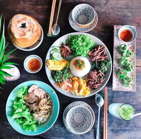 Cơm Âm Phủ Huế: Khám Phá Hương Vị Độc Đáo Và Lịch Sử Ẩn Giấu Cơm Âm Phủ Huế: Khám Phá Hương Vị Độc Đáo Và Lịch Sử Ẩn Giấu
