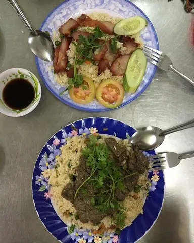 Top Quán Cơm Chiên Dương Châu Ngon Nhất Sài Gòn: Hướng Dẫn Chọn Địa Điểm Ăn Chuẩn Vị Top Quán Cơm Chiên Dương Châu Ngon Nhất Sài Gòn: Hướng Dẫn Chọn Địa Điểm Ăn Chuẩn Vị