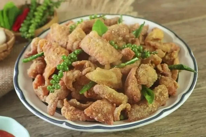 Cơm Da Gà Chiên Giòn: Cách Làm Giòn Rụm, Vàng Đẹp Chuẩn Nhà Hàng