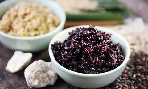 Cơm Rượu Tết Đoan Ngọ: Ý Nghĩa, Cách Làm & Thưởng Thức Đúng Điệu Cơm Rượu Tết Đoan Ngọ: Ý Nghĩa, Cách Làm & Thưởng Thức Đúng Điệu