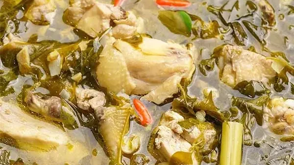 Cách Nấu Canh Chua Ếch Lá Cách: Vị Chua Dịu, Ăn Cùng Cơm Kho Khô