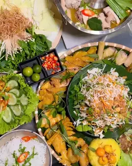 Gà Cơ Bắp: Khám Phá Thực Đơn Đa Dạng & Review Chi Tiết Các Món Ngon