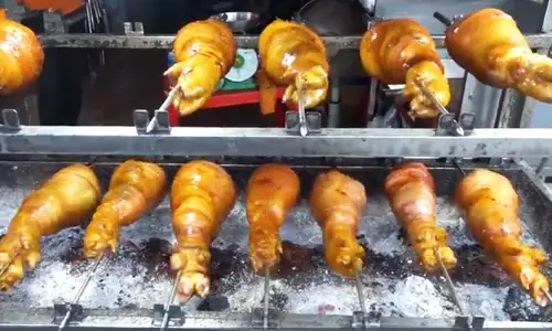 Cách Làm Giò Heo Nướng Lá Mắc Mật Vàng Giòn, Thơm Ngon Chuẩn Vị