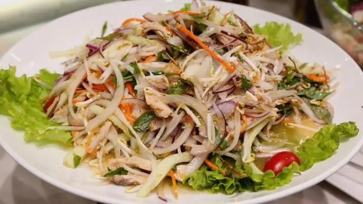 Gỏi Gà Bao Nhiêu Calo? Hướng Dẫn Ăn Gỏi Gà Không Tăng Cân