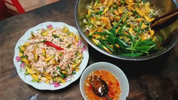 Cách Làm Gỏi Tép Bông Điên Điển Ngon Chuẩn Vị Miền Tây