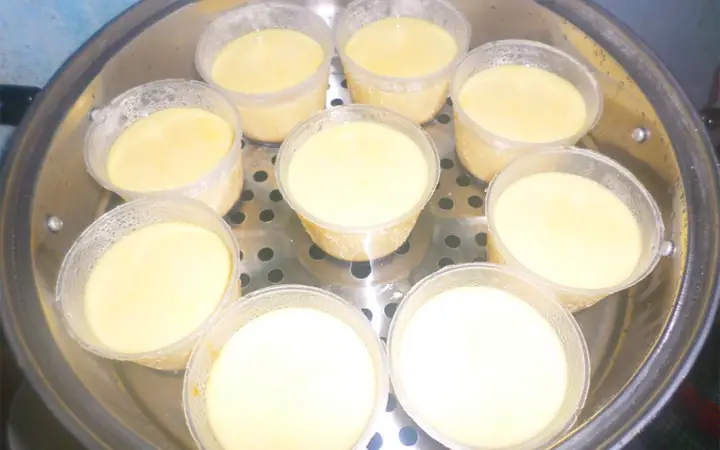 Hấp Bánh Flan Có Nên Đậy Nắp Không? Bí Quyết Bánh Mịn Không Rỗ Hấp Bánh Flan Có Nên Đậy Nắp Không? Bí Quyết Bánh Mịn Không Rỗ