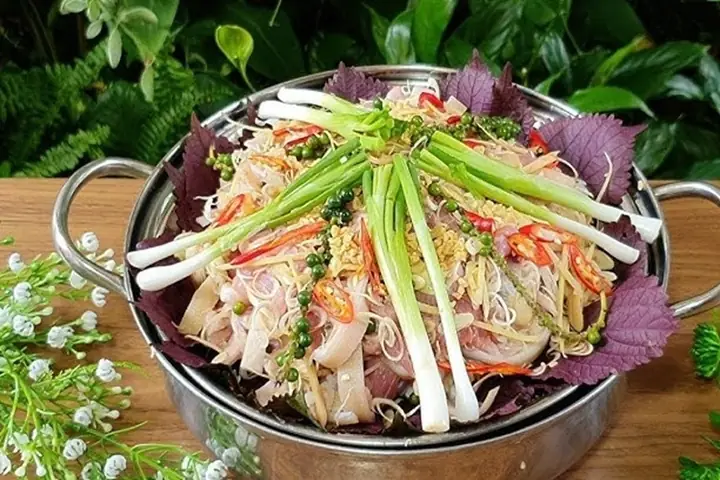 Heo Rừng Hấp Tía Tô: Cách Làm Chuẩn Vị, Thơm Ngon Đậm Đà Tại Nhà Heo Rừng Hấp Tía Tô: Cách Làm Chuẩn Vị, Thơm Ngon Đậm Đà Tại Nhà