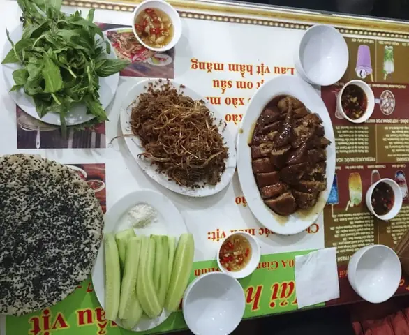 Hiếu Vịt 44 Nam Ngư: Địa Chỉ, Review & Menu Ăn Vịt Ngon Hà Nội Hiếu Vịt 44 Nam Ngư: Địa Chỉ, Review & Menu Ăn Vịt Ngon Hà Nội