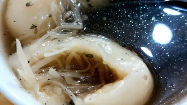 Hình Ảnh Bánh Trôi Tàu: Khám Phá Món Ăn Mùa Đông Hà Nội Và Cách Nhận Biết
