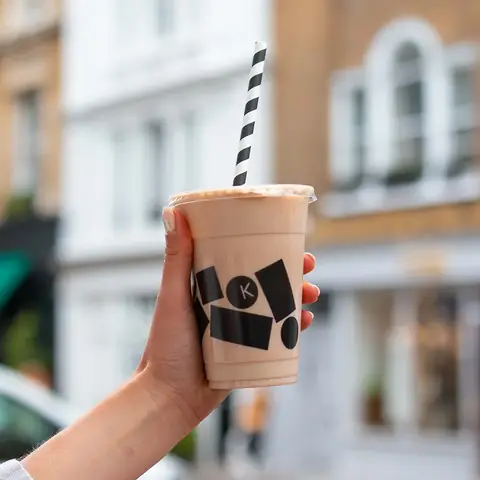How To Make A Chocolate Milkshake At Home: Easy Chocolate Shake Recipe How To Make A Chocolate Milkshake At Home: Easy Chocolate Shake Recipe