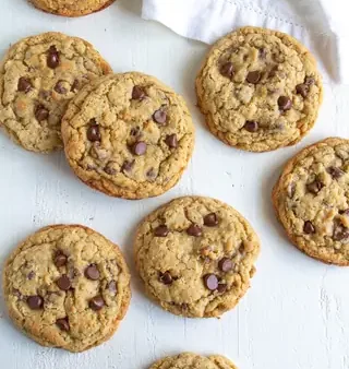 Công Thức Làm Bánh Cookie Yến Mạch Sô Cô La Mềm Mịn & Không Cần Nướng