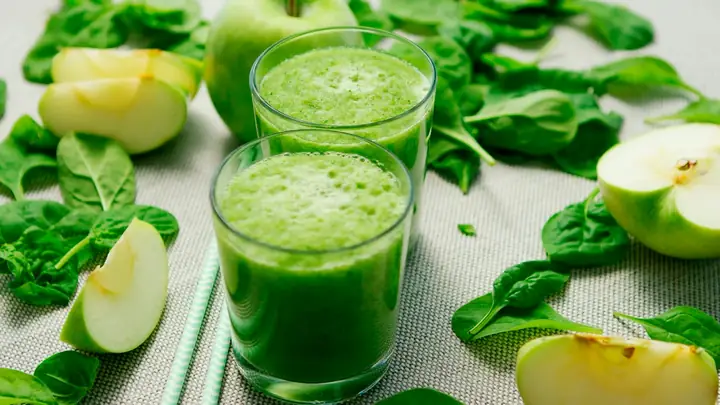Cách Làm Green Juice Tại Nhà: Công Thức Với Máy Ép Hoặc Blender Cách Làm Green Juice Tại Nhà: Công Thức Với Máy Ép Hoặc Blender