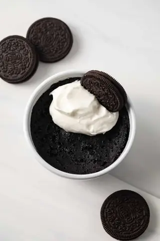 Cách Làm Bánh Oreo Mug Cake Nhanh Gọn Tại Nhà (công Thức 3 Nguyên Liệu) Cách Làm Bánh Oreo Mug Cake Nhanh Gọn Tại Nhà (công Thức 3 Nguyên Liệu)