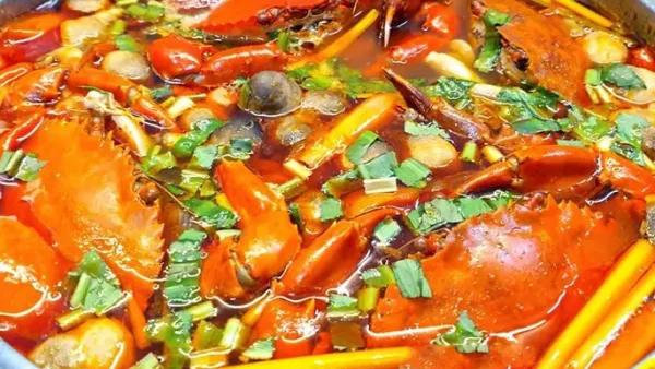Hướng Dẫn Cách Nấu Lẩu Thái Chua Cay Tại Nhà: Nước Dùng Chuẩn Vị