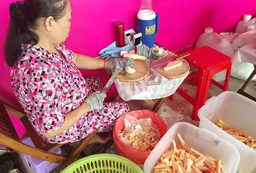 Khoai Lang Lắc Nguyễn Thượng Hiền: Địa Chỉ, Menu & Review Ngon Nhất