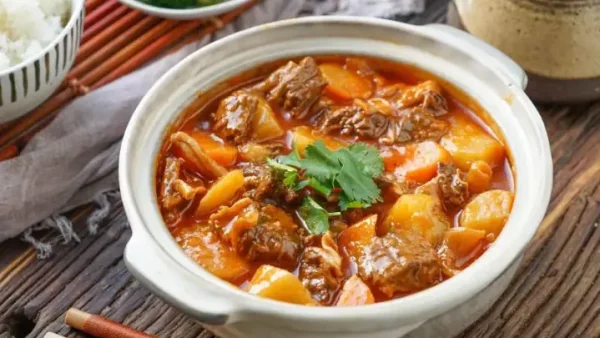 Cách Nấu Bò Hầm Khoai Tây Ngon Mềm Chuẩn Vị, Đậm Đà Hương Vị Việt