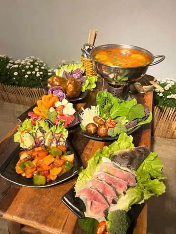 Lẩu Cá Tầm Ngư Sơn Đà Lạt: Địa Chỉ, Review & Kinh Nghiệm Ăn Ngon Lẩu Cá Tầm Ngư Sơn Đà Lạt: Địa Chỉ, Review & Kinh Nghiệm Ăn Ngon