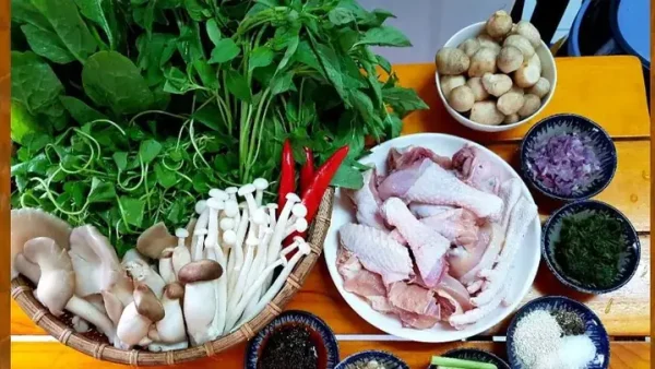 Lẩu Gà Gồm Những Gì? Nguyên Liệu Chuẩn Vị & Cách Nấu Thơm Ngon
