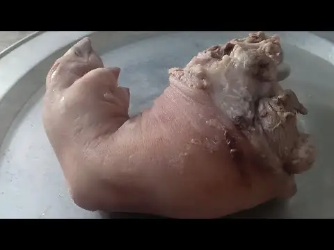 Luộc Chân Giò Nguyên Cái: Bí Quyết Để Thịt Mềm Ngọt, Trắng Giòn Không Hôi Luộc Chân Giò Nguyên Cái: Bí Quyết Để Thịt Mềm Ngọt, Trắng Giòn Không Hôi