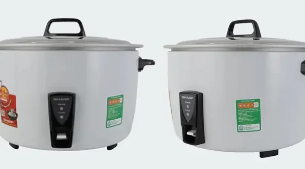 Cách Luộc Gà Bằng Nồi Cơm Điện: Thịt Dai Mềm, Không Bị Nát, Nhanh Chín