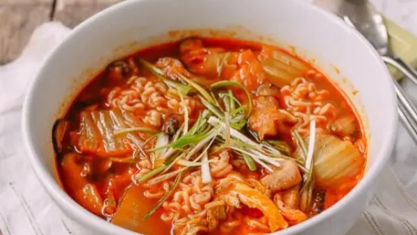 Mì Hàn Quốc Kim Chi: Nên Chọn Loại Nào, Mua Ở Đâu Ngon Chuẩn Vị?