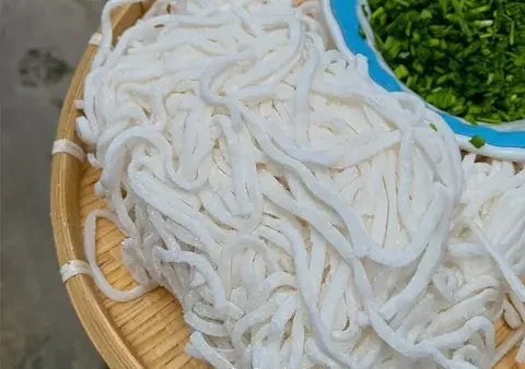 Mua Bánh Canh Bột Gạo Ngon, Giá Tốt Ở Đâu & Cách Chế Biến Chuẩn Vị