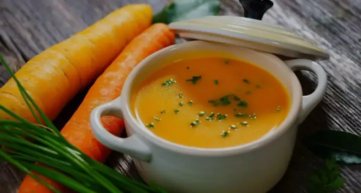 Hướng Dẫn Nấu Cà Rốt Đúng Cách: Kỹ Thuật Sơ Chế, Thời Gian Luộc/hấp/xào Chuẩn & Bí Quyết Giữ Trọn Dinh Dưỡng Hướng Dẫn Nấu Cà Rốt Đúng Cách: Kỹ Thuật Sơ Chế, Thời Gian Luộc/hấp/xào Chuẩn & Bí Quyết Giữ Trọn Dinh Dưỡng