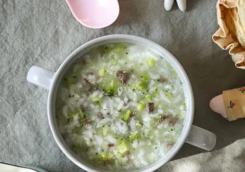 Cách Nấu Cháo Thịt Bò Cho Bé Ăn Dặm Ngon, Bổ Dưỡng Và Dễ Làm