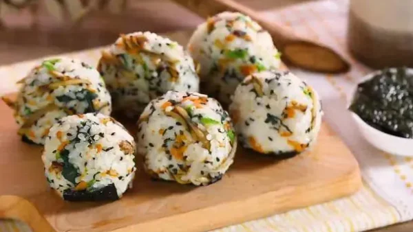 Top 25+ Món Ăn Mang Đi Làm Vừa Ngon, Tiện Lợi Lại Đủ Chất Cho Dân Văn Phòng